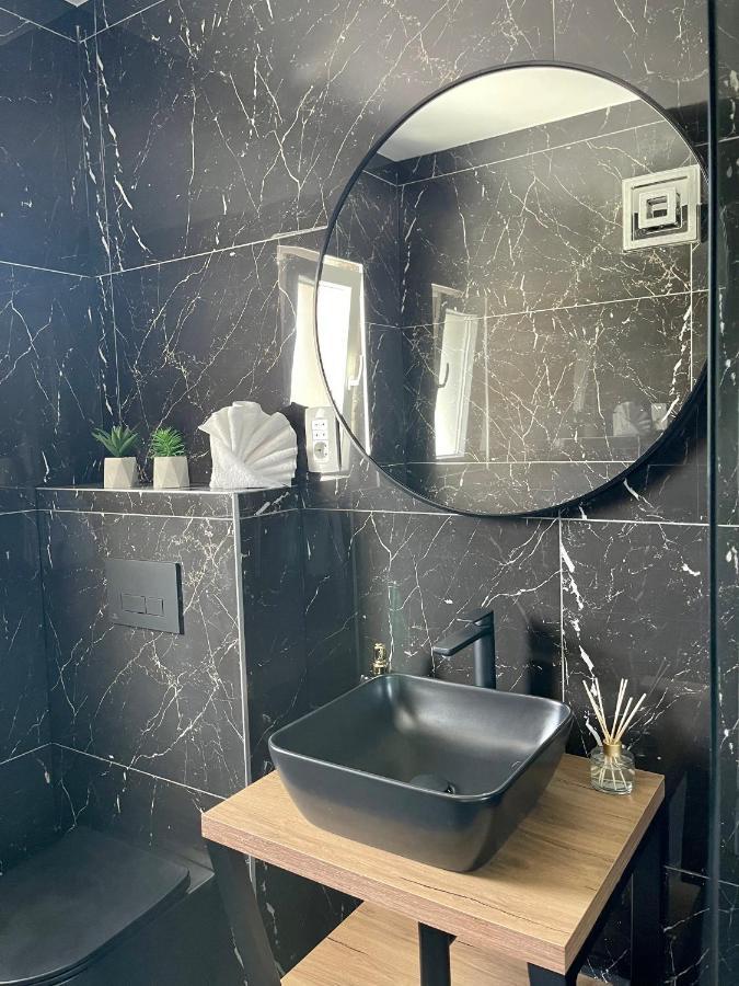 Elite Rooms Split - Free Parking Екстер'єр фото