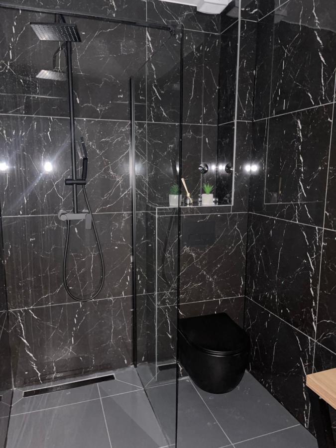 Elite Rooms Split - Free Parking Екстер'єр фото